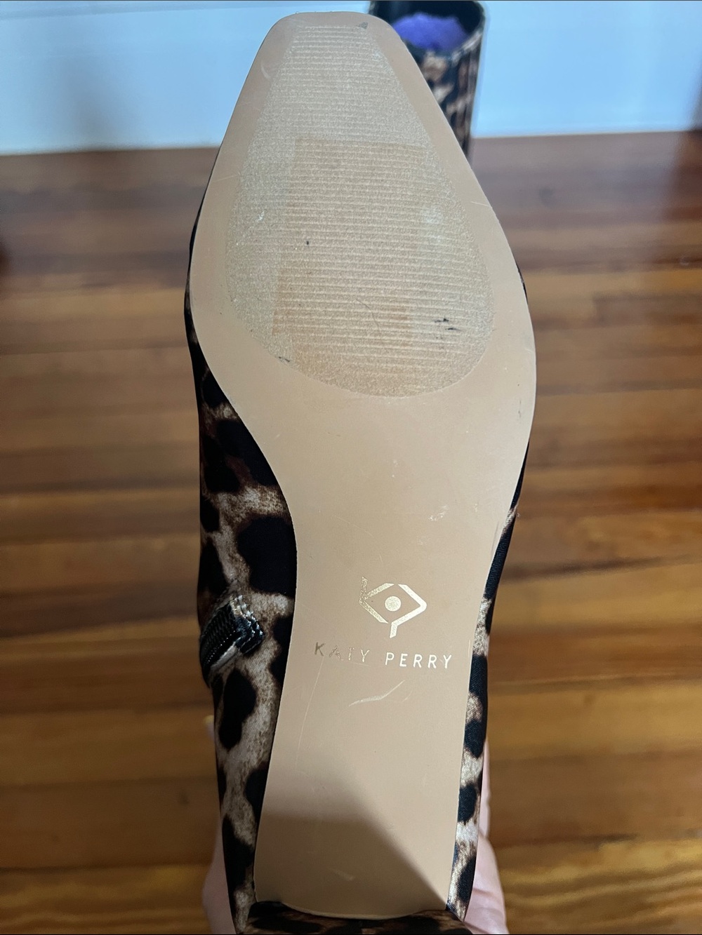 Katy Perry The Wandering Boot Leopard Print Knee High NWOB Size 5 & 5.5 - Picture 10 of 13